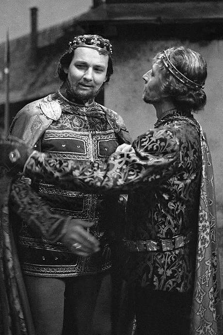 Noc na Karlštejně